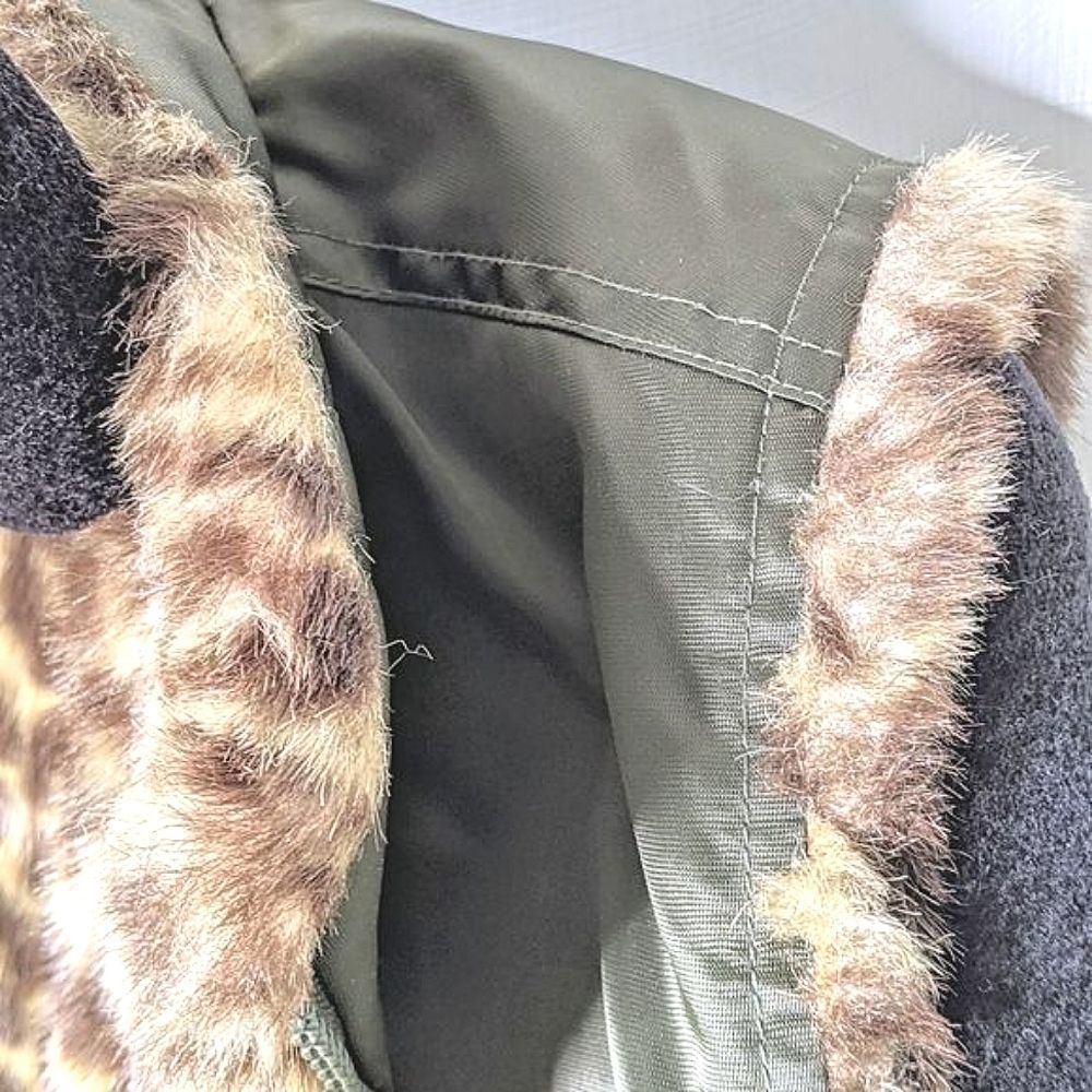 Vintage Guess Reversible Faux Leopard Army Green Nylon Zip Up Vest size S/M - Picture 9 of 12